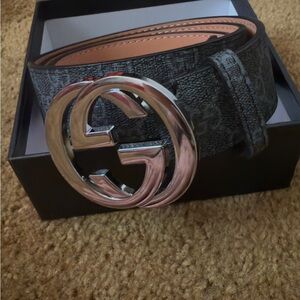 Gucci Textured Black Belt with Silver Logo Buckle